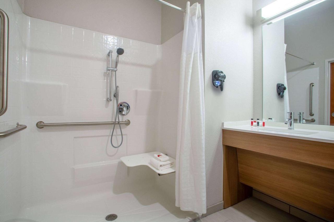 Microtel Inn & Suites By Wyndham Liberty Ne Kansas City Area 外观 照片