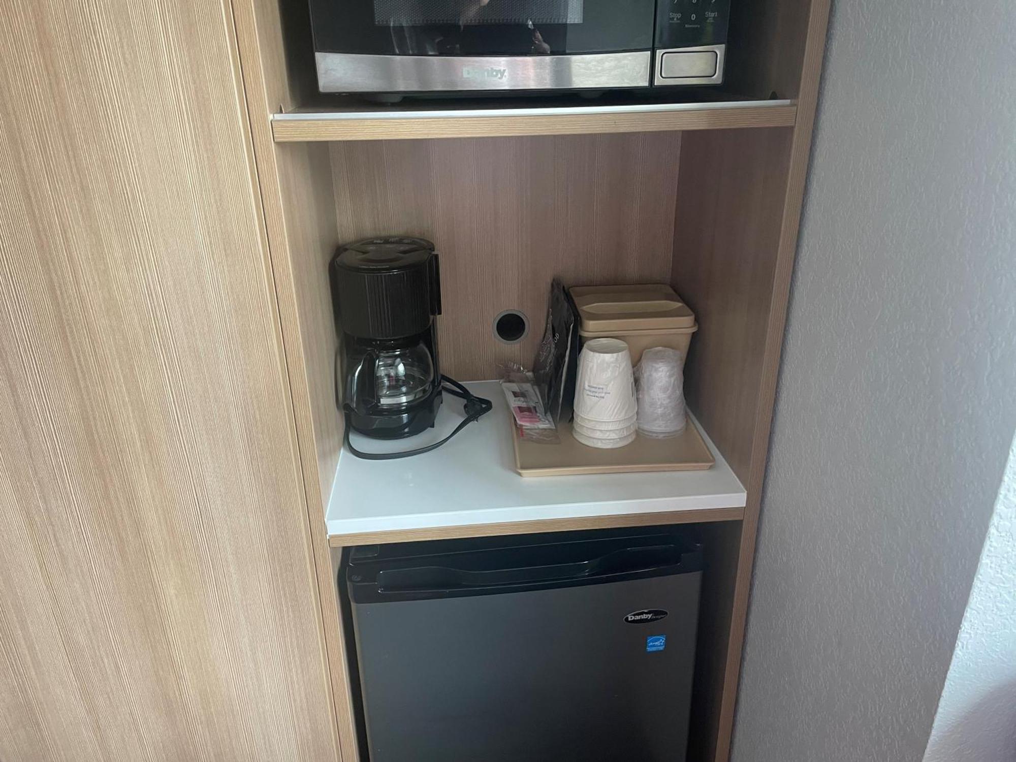 Microtel Inn & Suites By Wyndham Liberty Ne Kansas City Area 外观 照片